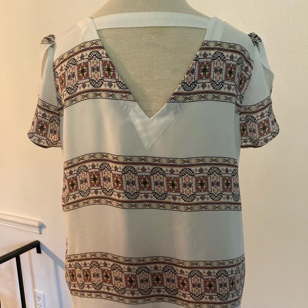 Loft Shell - Picture 2 of 3